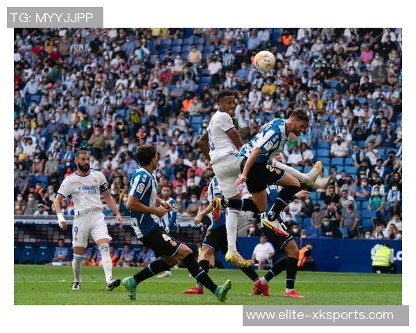 2021下半年全球足球赛事回顾与精彩瞬间分析